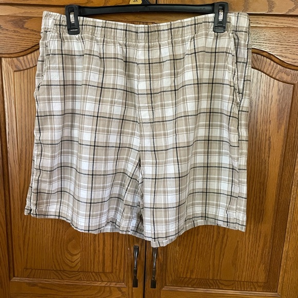 Men’s Shorts Size XL stretch waist/pockets - Picture 5 of 6